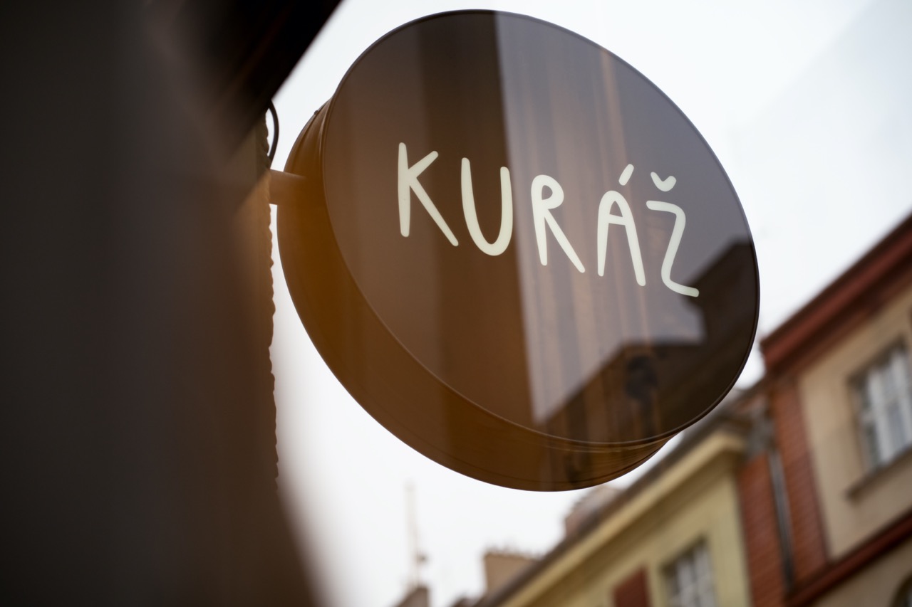 Kamenná prodejna Kuráž – Veletržní 48, Praha 7