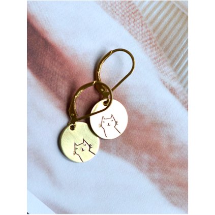 round short cat earrings (1)