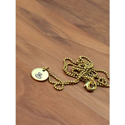 SHORT bee necklace1