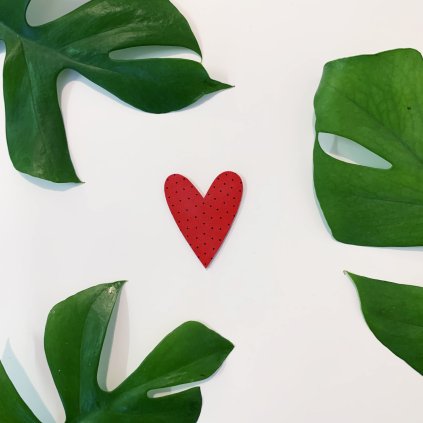 86b srdce červené bílý puntík