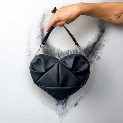 A31FD3EC 096A 401C BC06 7858DBDE9D1D