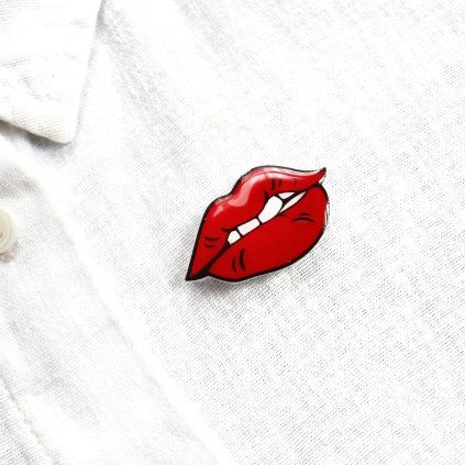 Brož Kokino Lips
