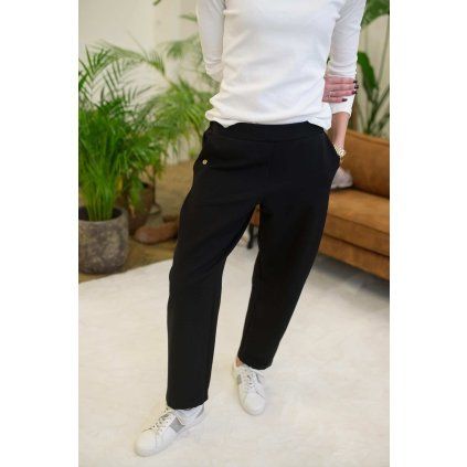 8FFD76DB 2D68 418B 8D84 38E999C71BD2