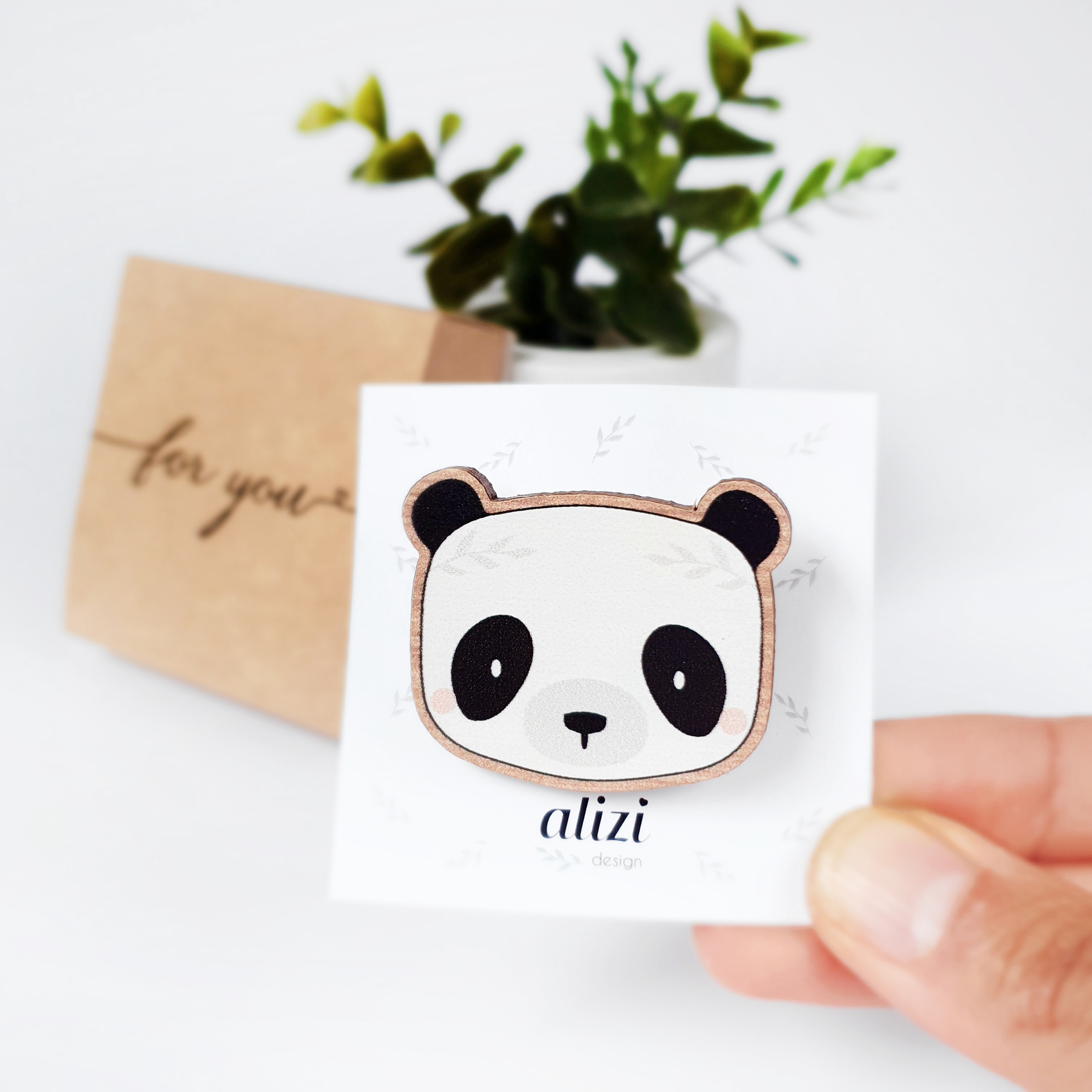 Brož Alizi Design Panda mini