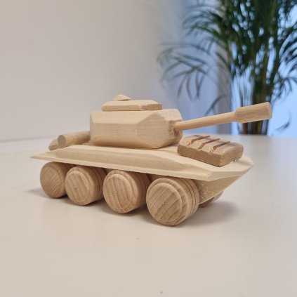 Drevený tank pre deti