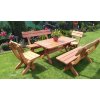 Drevený záhradný nábytok