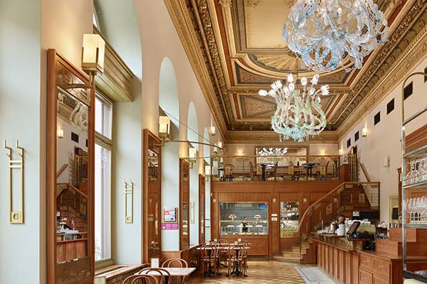Café Savoy