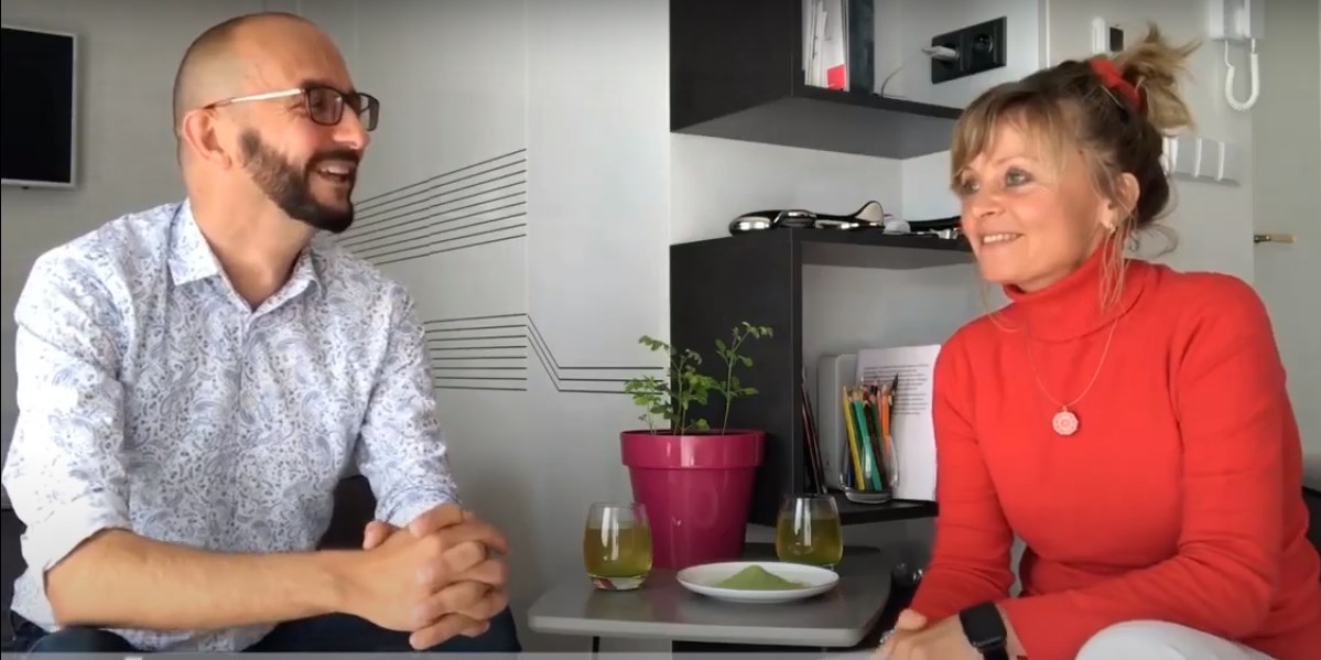 SÁM DOMA trochu jinak / Petr s Renatou