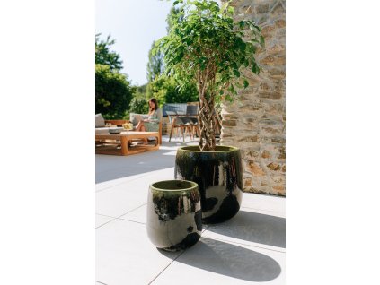 Keramickykvetinacsocratezelenocerna mrazuvzdorny1