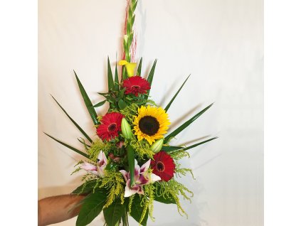 Farebná gratulačná kytica so slnečnicou a gerberami