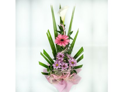 Decentná kytica s kalou