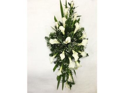 Smútočná ikebana z kál