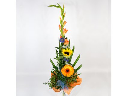 Miešaná kytica na výšku s gladiolou