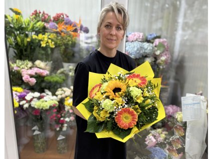 Slnečná kytica s gerberami a slnečnicami
