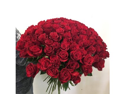 Honosná kytica zo 100 ruží