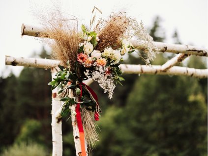 Výzdoba svatební brány