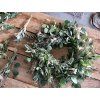 21. listopadu - Floristický workshop s Julií - vázání adventního věnce