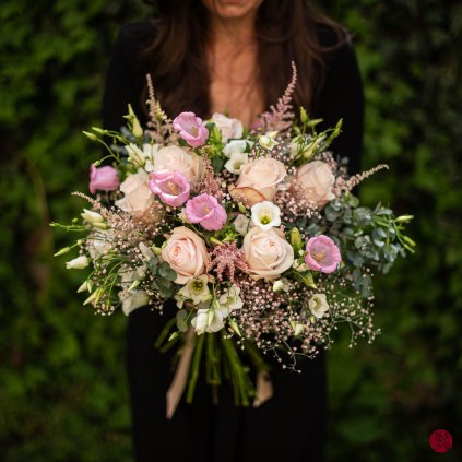 Pink Bouquet with a Soft Touch of Romance