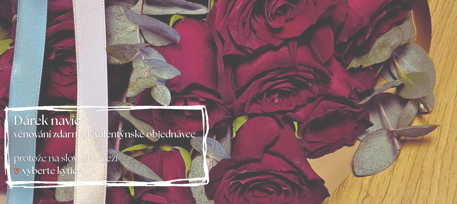 Valentýnské kytice z červených růží – věnování zdarma k valentýnské kytici kvetinynedaleko.cz