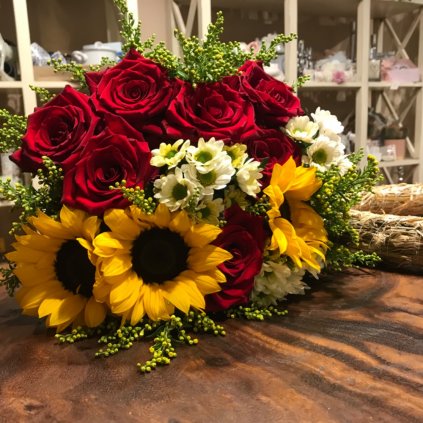 5651E9B7 3E09 4404 8AB1 D6911377EDC4