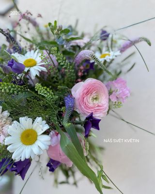 Náš svět květin 🌸 Každý den tvoříme něco nového. Pro radost, pro malé momenty překvapení. Pro dny, které si zaslouží být o...