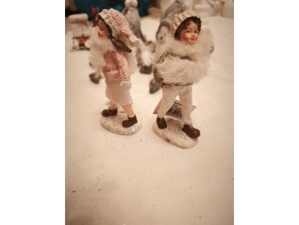 2ks panenek se šálou