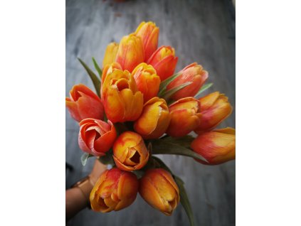 Umělý tulipán oranžovo-žlutý