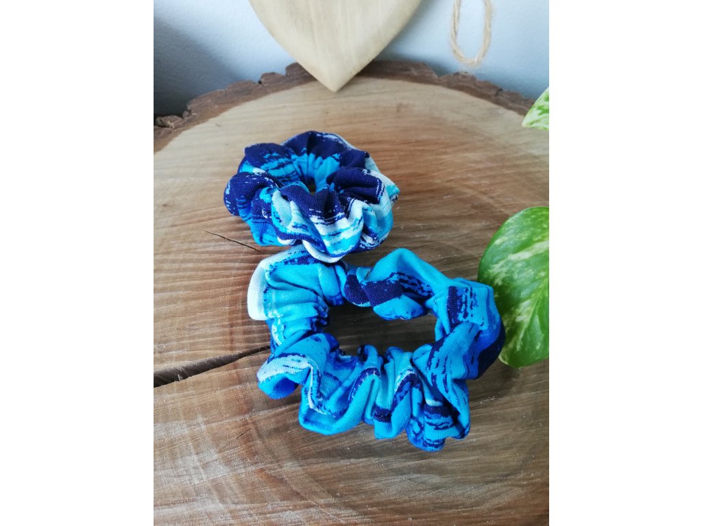Gumička do vlasů (scrunchies) MODRÉ PRUHY