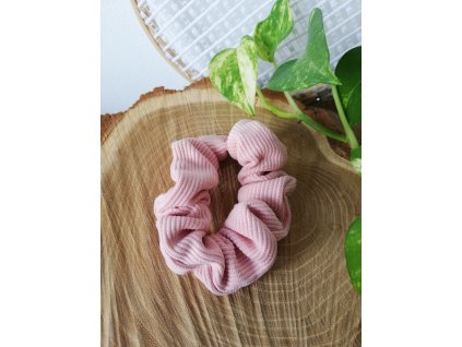 Gumička do vlasů SCRUNCHIES - RŮŽOVÁ ŽEBROVANÁ