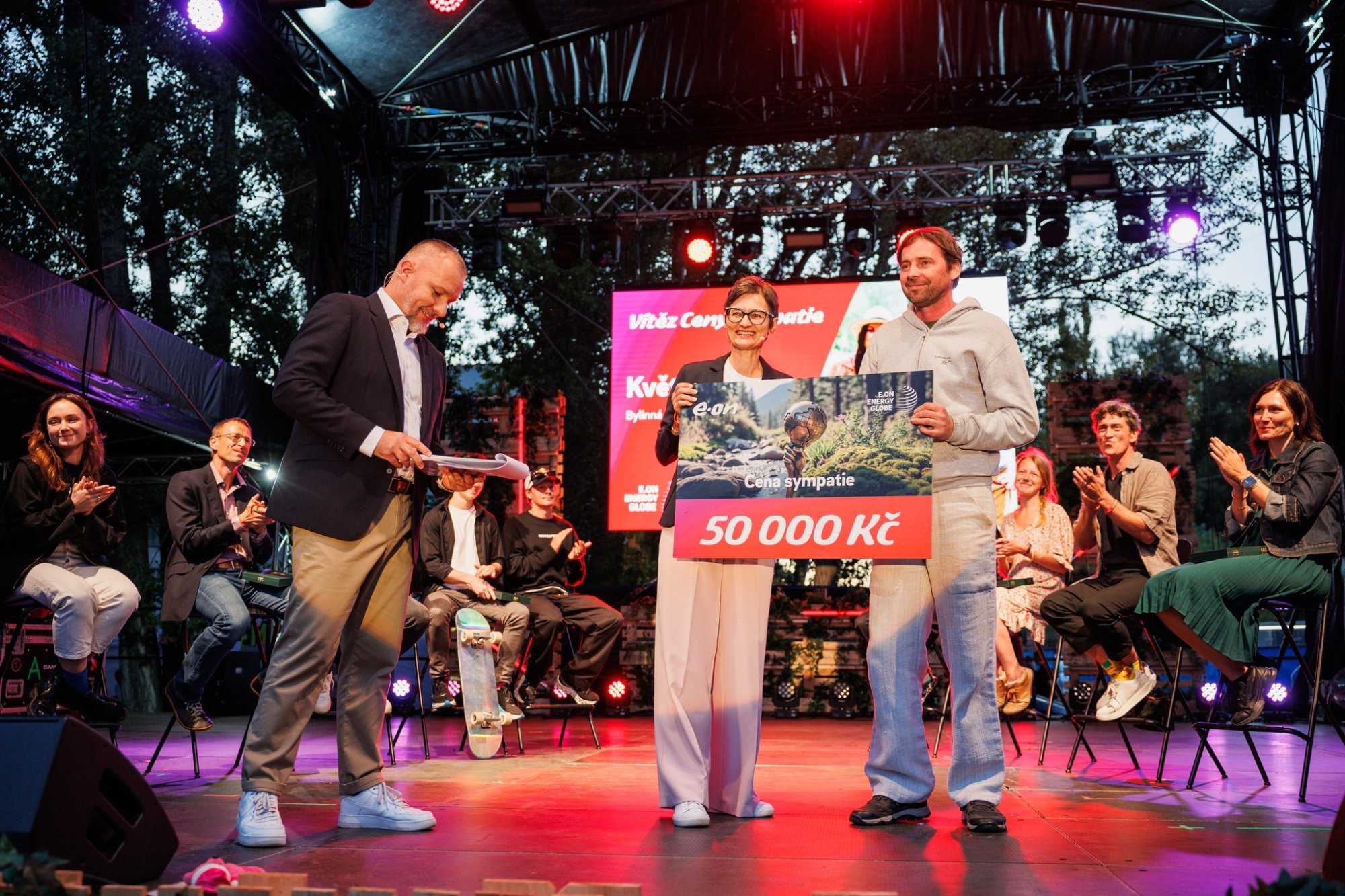 KVĚTOMLUVA ZÍSKALA  EKOLOGICKOU CENU SYMPATIE V  E.ON ENERGY GLOBE