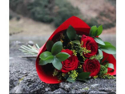 Kytica červená ruža