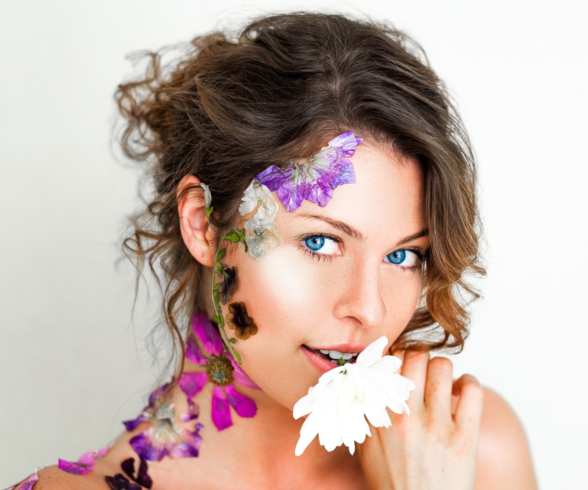 Rozdiel medzi typom a stavom pleti: Ako si podľa toho určiť správne poradie produktov