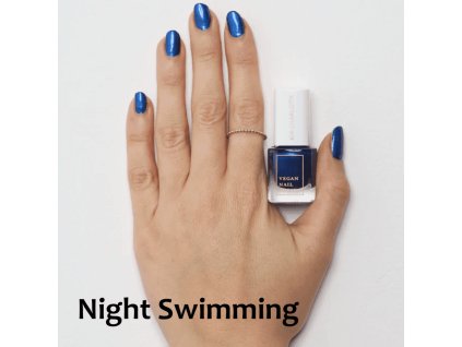 Farebný lak na nechty - Night swimming