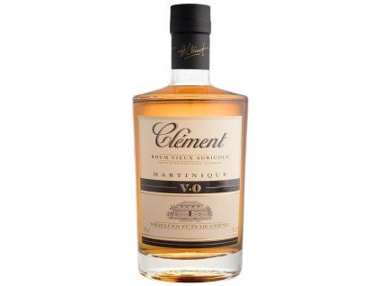 clement vo bouteille removebg preview