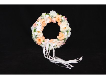 Velikonoční s oranžovými vajíčky