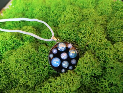 Náhrdelník s modrými korálky