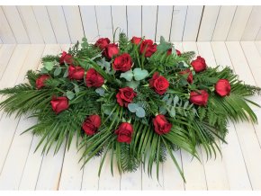 16 IKEBANA RŮŽE RUDÉ