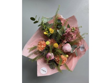 květinová vazba Pugét Střední?