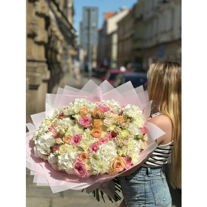 1b5a0526 7802 40d2 8951 d126a9ea5ba2