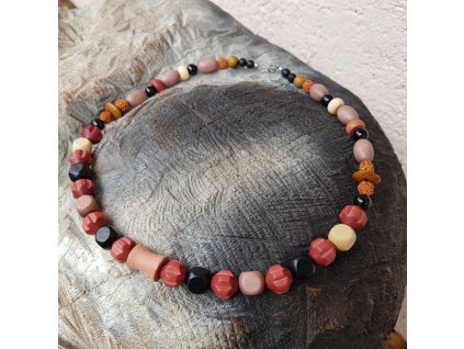 Endy 4 Náhrdelník (dřevo, onyx, rudraksha)1