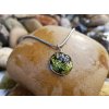 V mechu Náhrdelník (ocel, mech, thuje)3