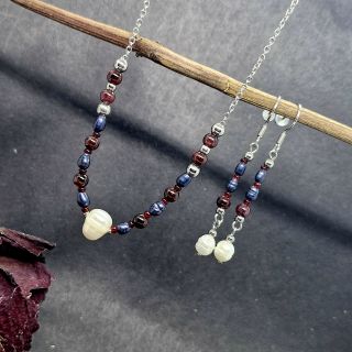 Naše nová souprava z granátu, perel, nerezové oceli a rokajlu...dopřejte si soupravu, která v sobě spojuje ty...