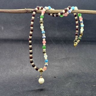 Dvě tváře ženy. Energie granátu a klid přírody...aneb náš nový dámský náhrdelník. 🤗📿 #nahrdelnik #prozeny #nerezovaocel...