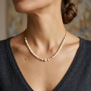 Perlový náhrdelník v luxusní krabičce pro dámy. 📿🎁 👱‍♀️ Pánská souprava náhrdelníku a náramku kombinující přírodní texturu...