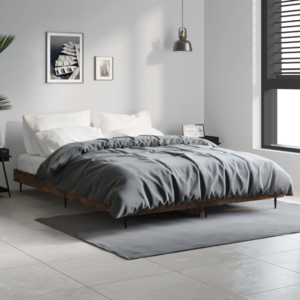 vidaXL Posteľný rám dymový dub 135x190 cm kompozitné drevo