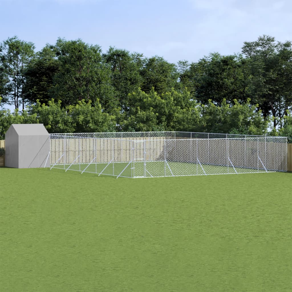 vidaXL Vonkajší koterec pre psov so strechou striebor. 12x12x2,5m oceľ