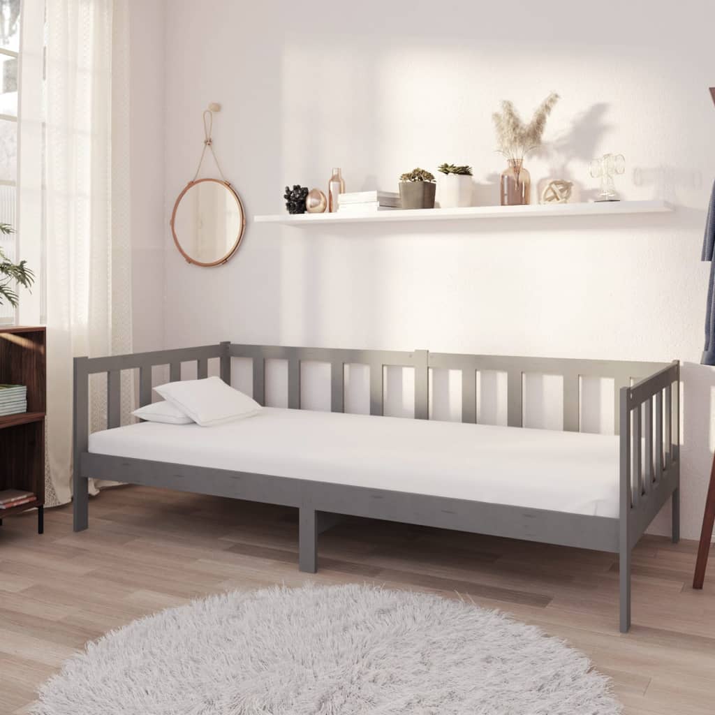 vidaXL Denná posteľ s matracom 90x200 cm, sivá, borovicový masív