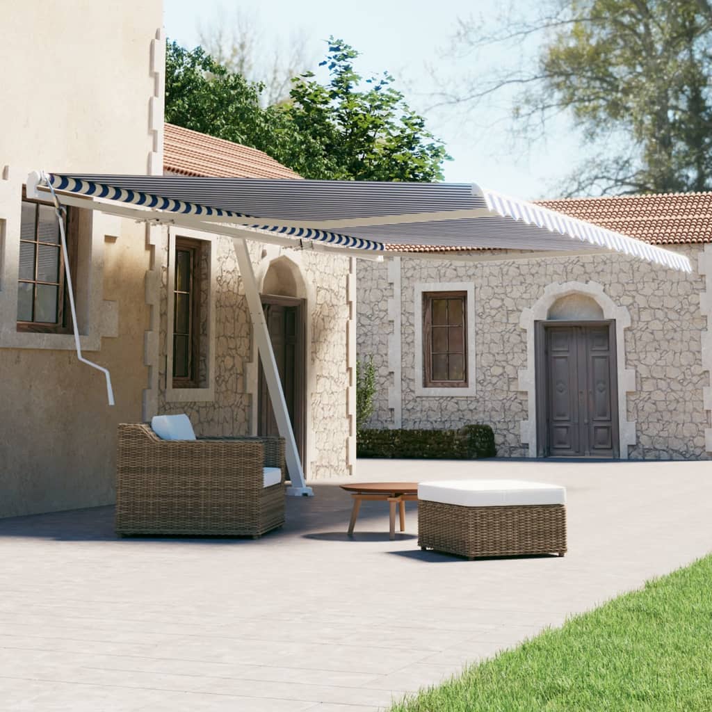 vidaXL Voľne stojaca ručne zaťahovacia markíza 500x300 cm, modro biela