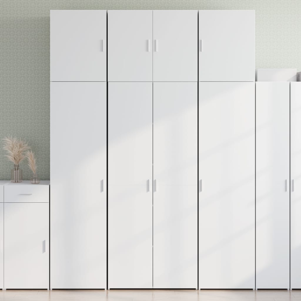 E-shop vidaXL Vysoká skrinka biela 80x42,5x249 cm kompozitné drevo