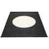 Černý tkaný vinylový koberec běhoun Pappelina VERA Black one, kruhem